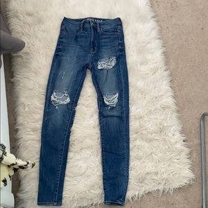 high rise american eagle jeans!
